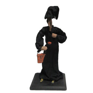 PRIMITIVE Halloween Witch Figure Pumpkin Necklace Holding Pumpkin Purse